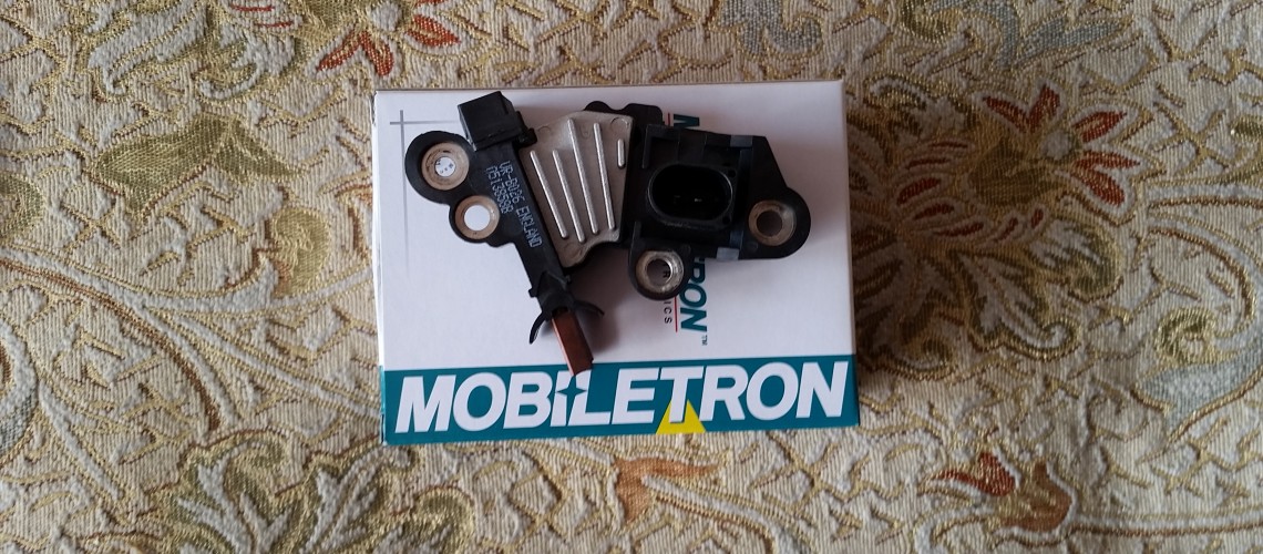 Regulator alternator Citroen Jumper 2.2 HDi 0121615002